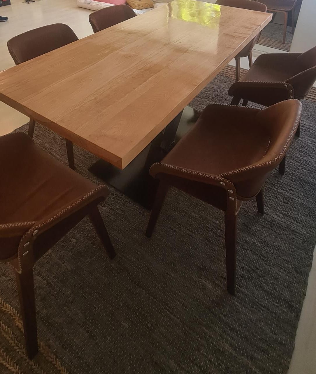 Mesa de comedor Victoria - Lenga 1888 - mingeniospa