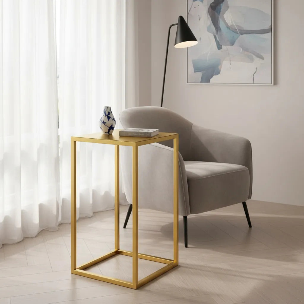 Pedestal metálico dorado decorativo