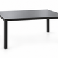 Mesa de centro Elegant rectangular negra sobre fondo blanco